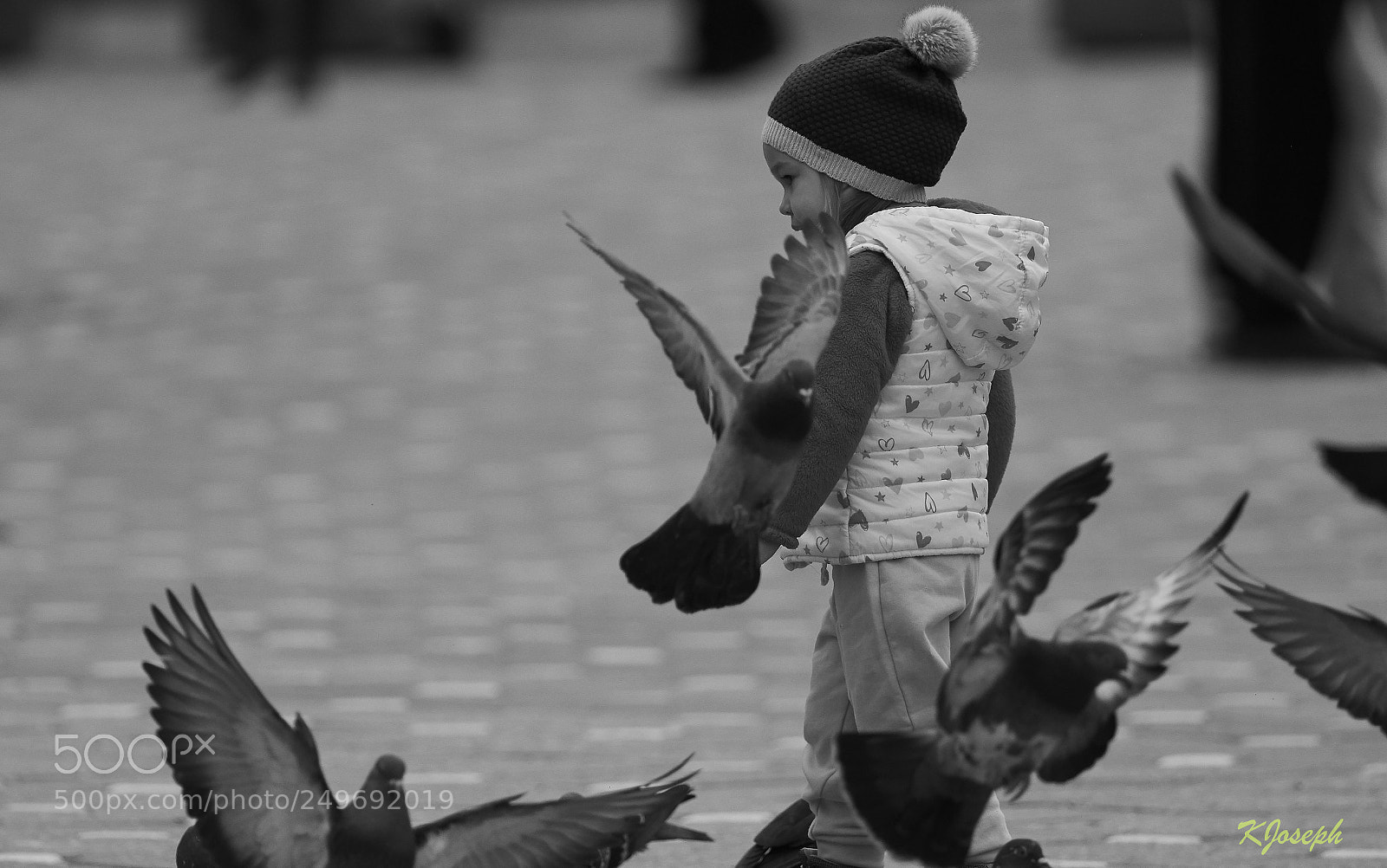 Olympus OM-D E-M1 Mark II sample photo. Street photography