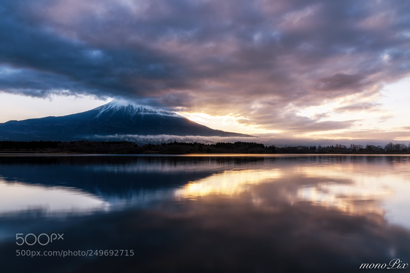 Sony a7R III sample photo. Breaking dawn photography