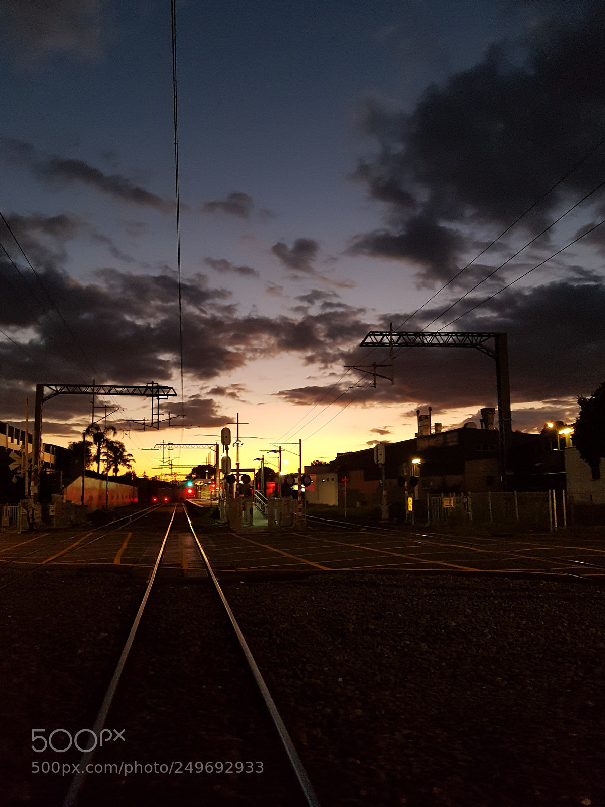Samsung Galaxy S7 Edge sample photo. Quiet rails photography
