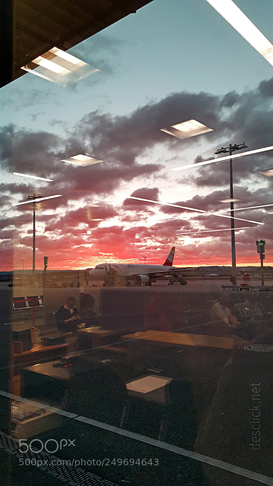 Samsung Galaxy Note4 sample photo. Airport reflections time ... photography