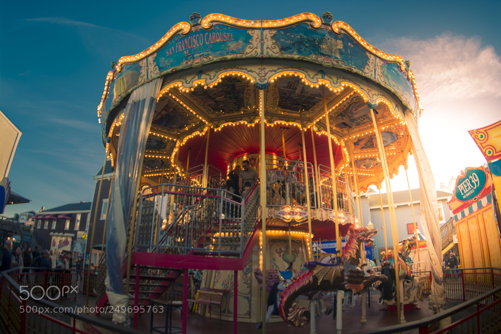 Nikon D7100 sample photo. Round n round! photography