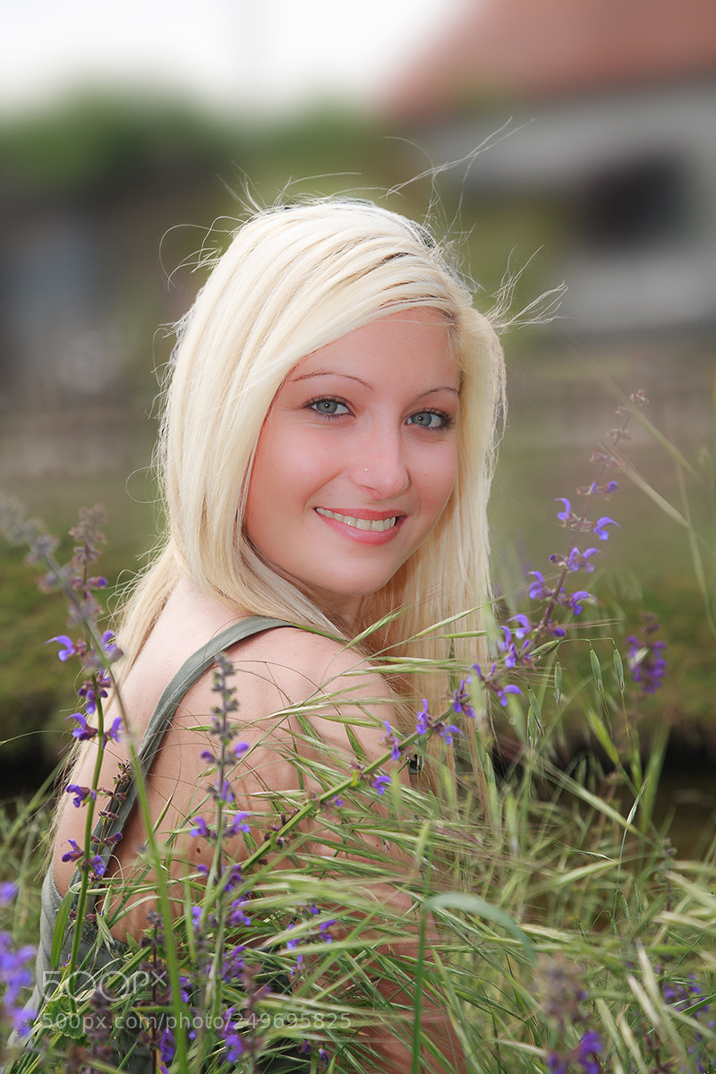 Canon EOS 5D sample photo. Gloria photography