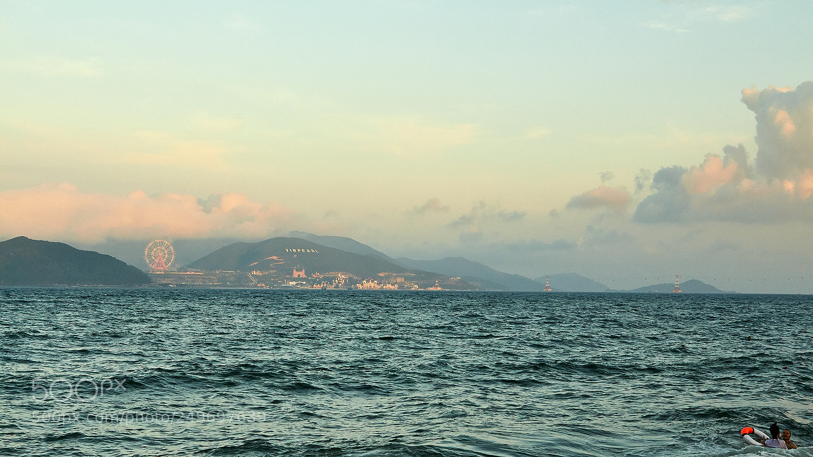 Canon EOS 650D (EOS Rebel T4i / EOS Kiss X6i) sample photo. Vinpearl photography