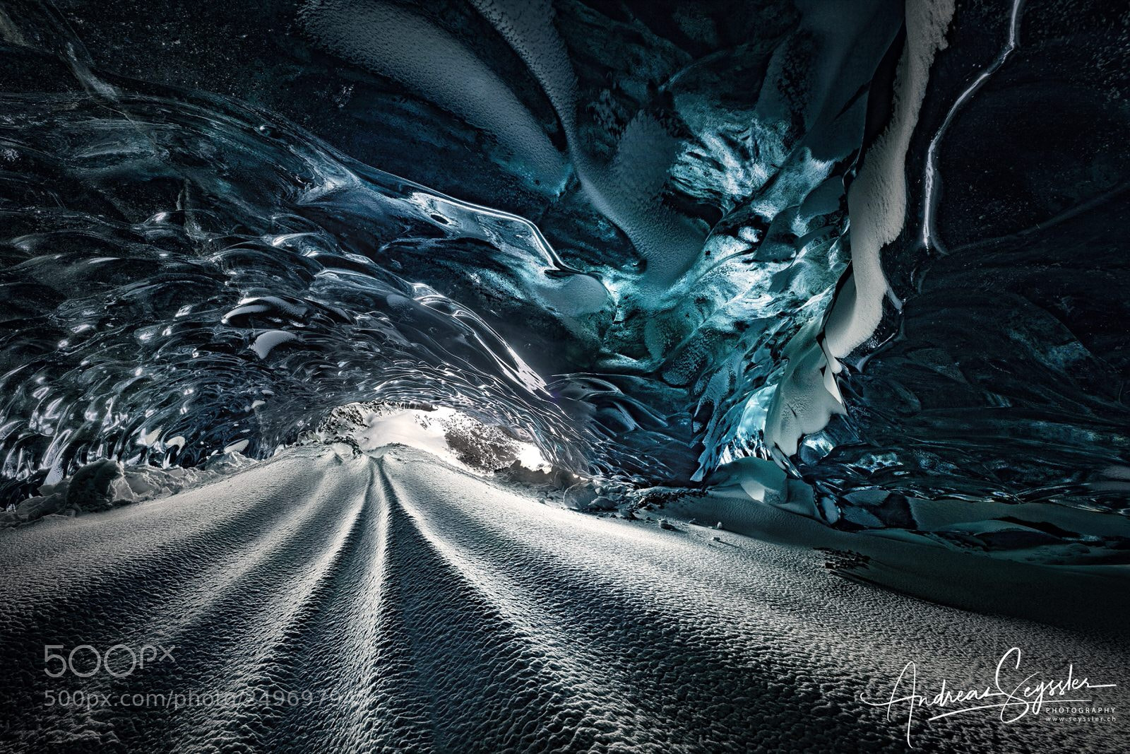 Canon EOS 5D Mark IV sample photo. Icecave photography