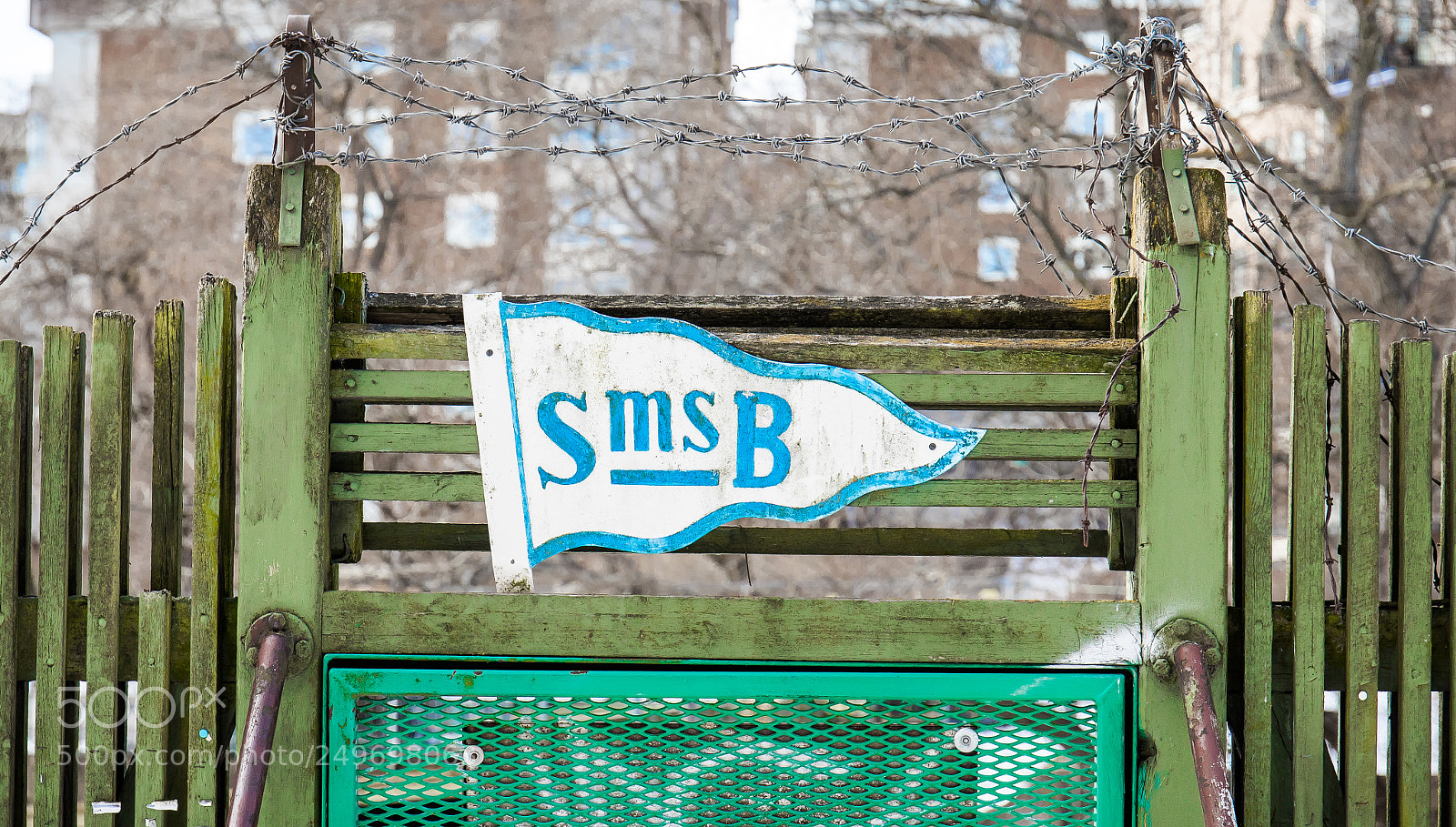 Canon EOS 5D Mark IV sample photo. The boat club photography