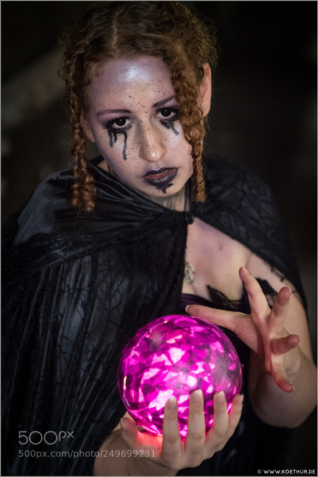 Olympus OM-D E-M1 Mark II sample photo. Jana / halloween witch 3 photography