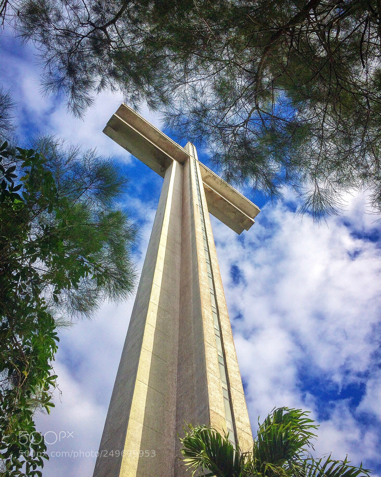 Apple iPhone 5s sample photo. The shrine of valor photography