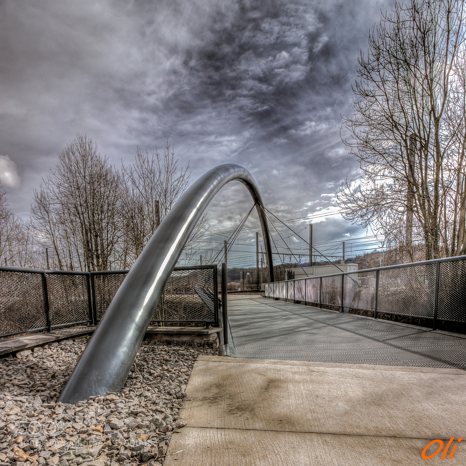 Canon EOS 80D sample photo. Passerelle à wanze - hdr photography