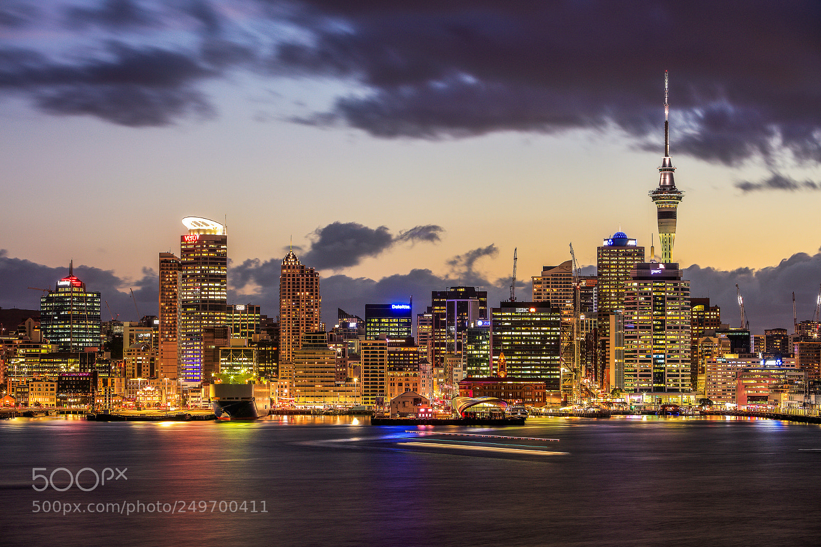Canon EOS 5DS R sample photo. Auckland city from cyril photography