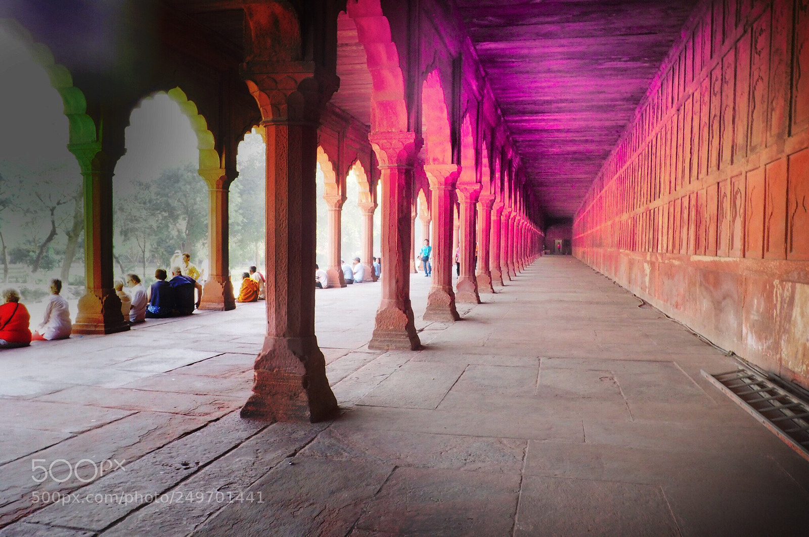 Olympus OM-D E-M10 II sample photo. Columns photography