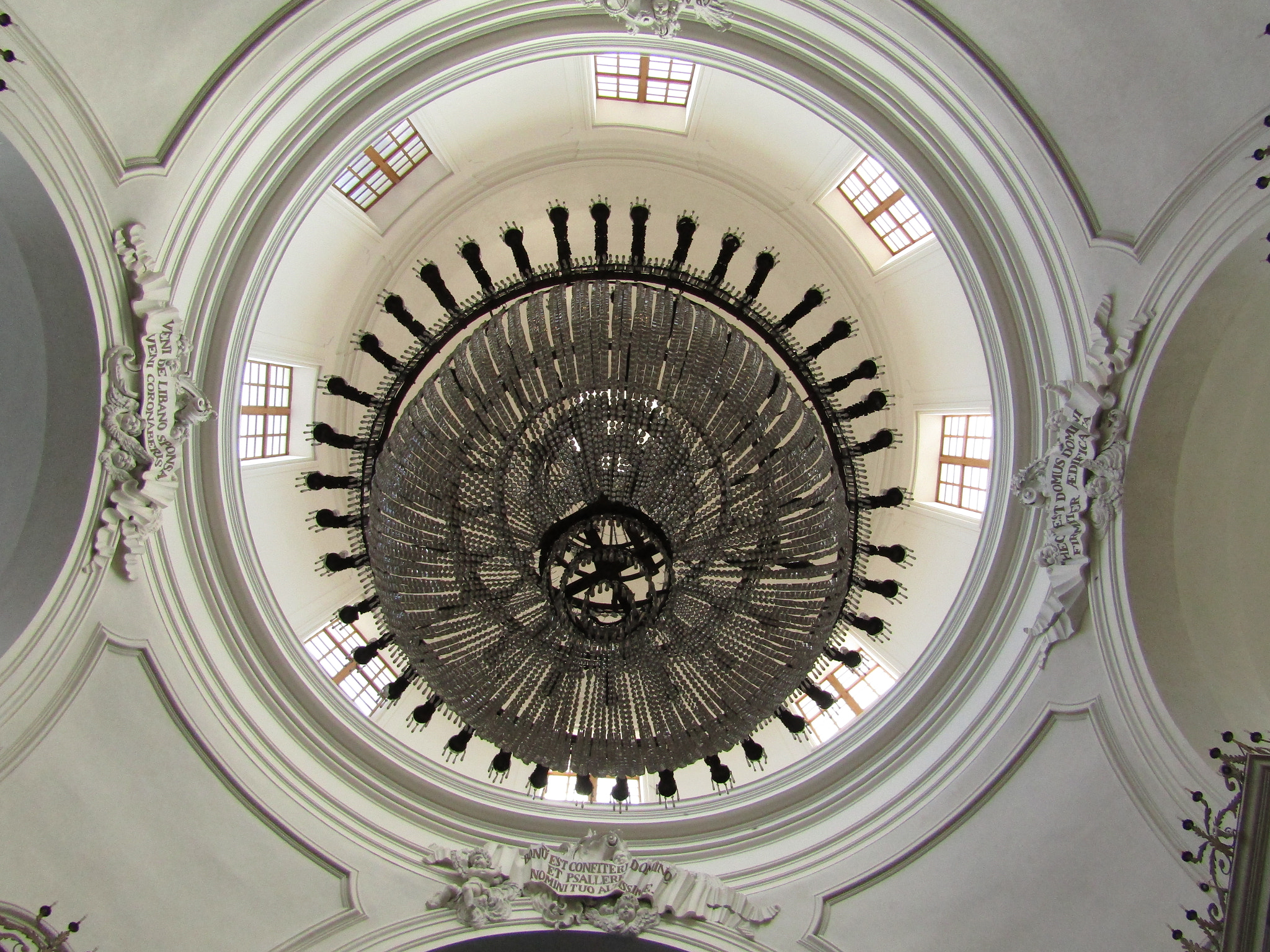 Canon POWERSHOT SX430 IS sample photo. Ligth photography