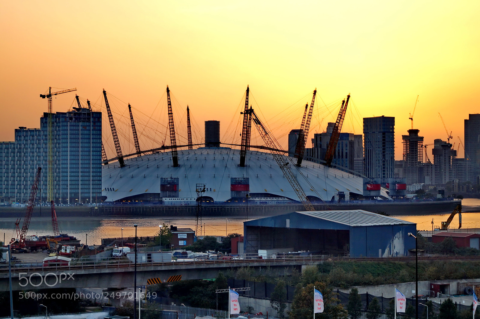 Sony SLT-A58 sample photo. Londra emirates air line photography