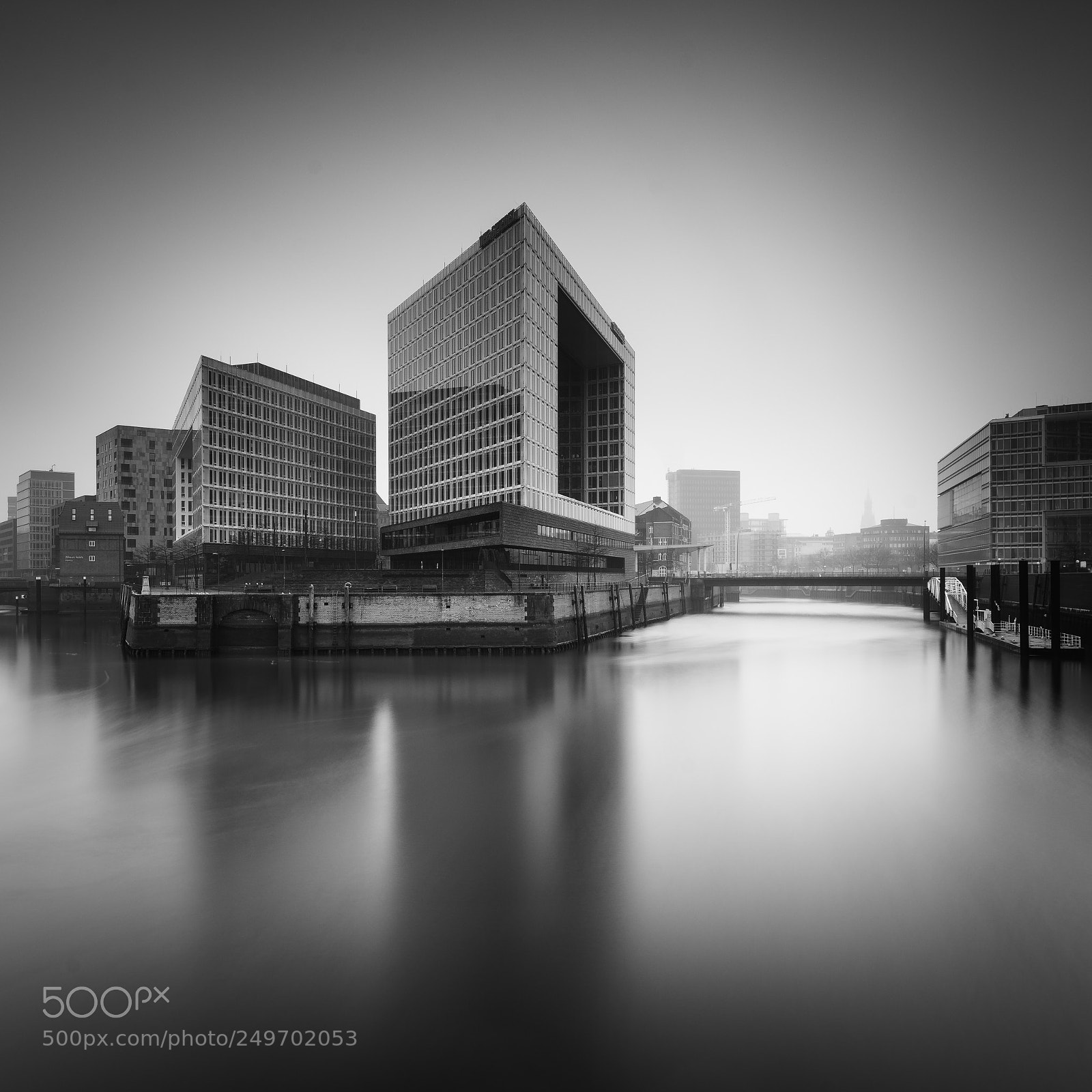 Nikon D610 sample photo. "spiegel" building photography
