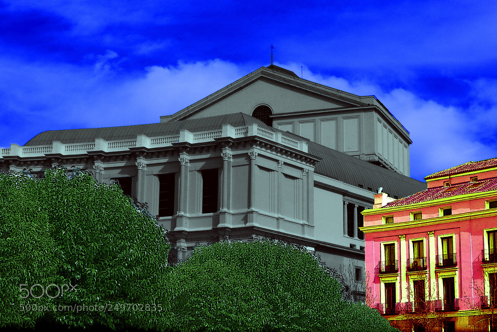 Panasonic Lumix DMC-ZS30 (Lumix DMC-TZ40) sample photo. Teatro real madrid photography