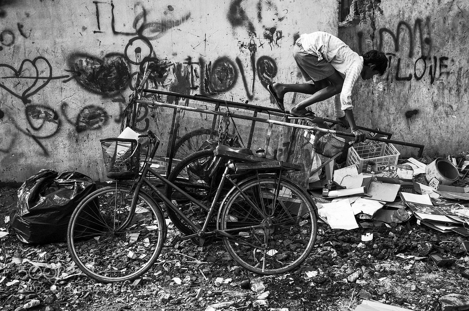 Ricoh GR II sample photo. Phnom penh, cambodia photography