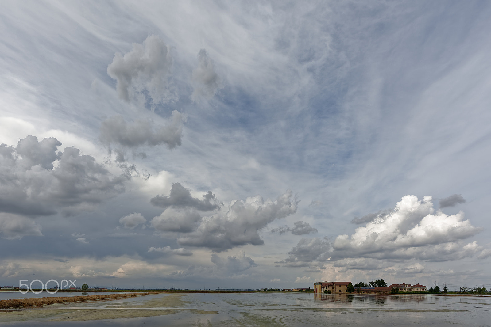 Nikon D7100 + Nikon AF-S Nikkor 14-24mm F2.8G ED sample photo. Painted clouds photography