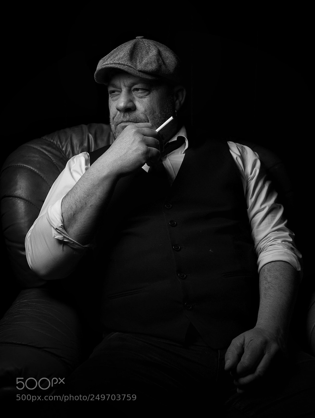 Olympus OM-D E-M1 Mark II sample photo. Peaky blinders photography