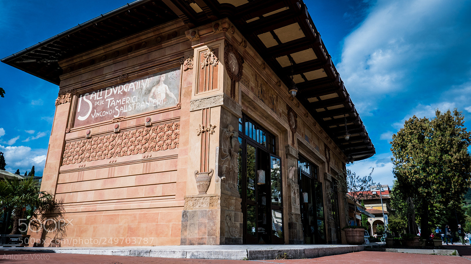 Leica D-Lux (Typ 109) sample photo. Montecatini terme photography