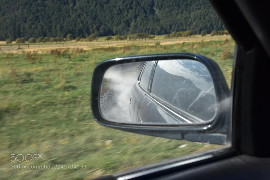 Nikon D7200 sample photo. Nz - 085   look back photography