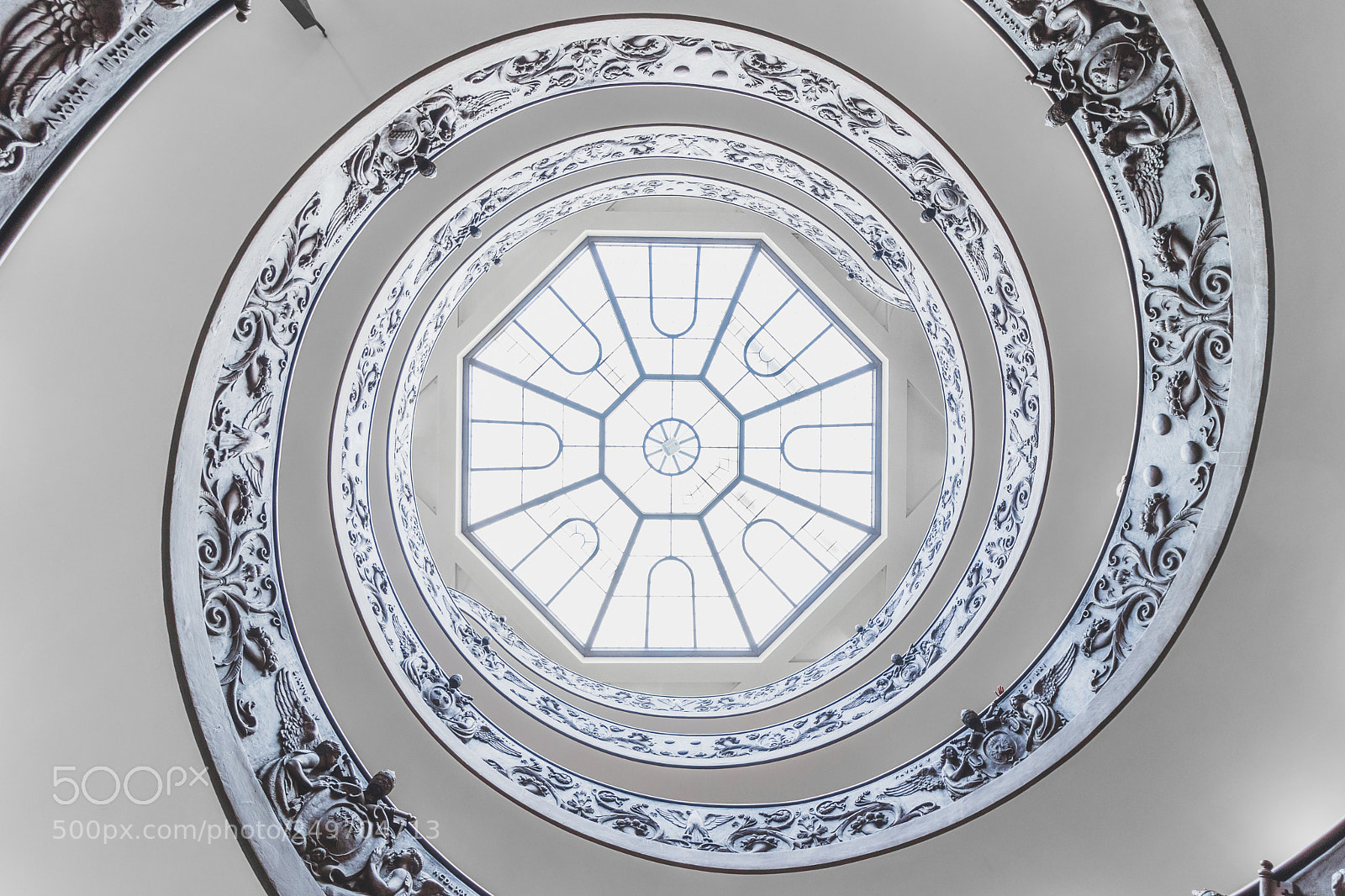 Canon EOS 80D sample photo. Leading lines in vatican photography