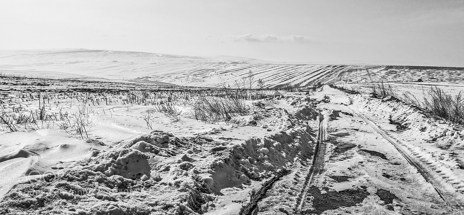 Samsung Galaxy S7 Edge sample photo. Winter roads photography