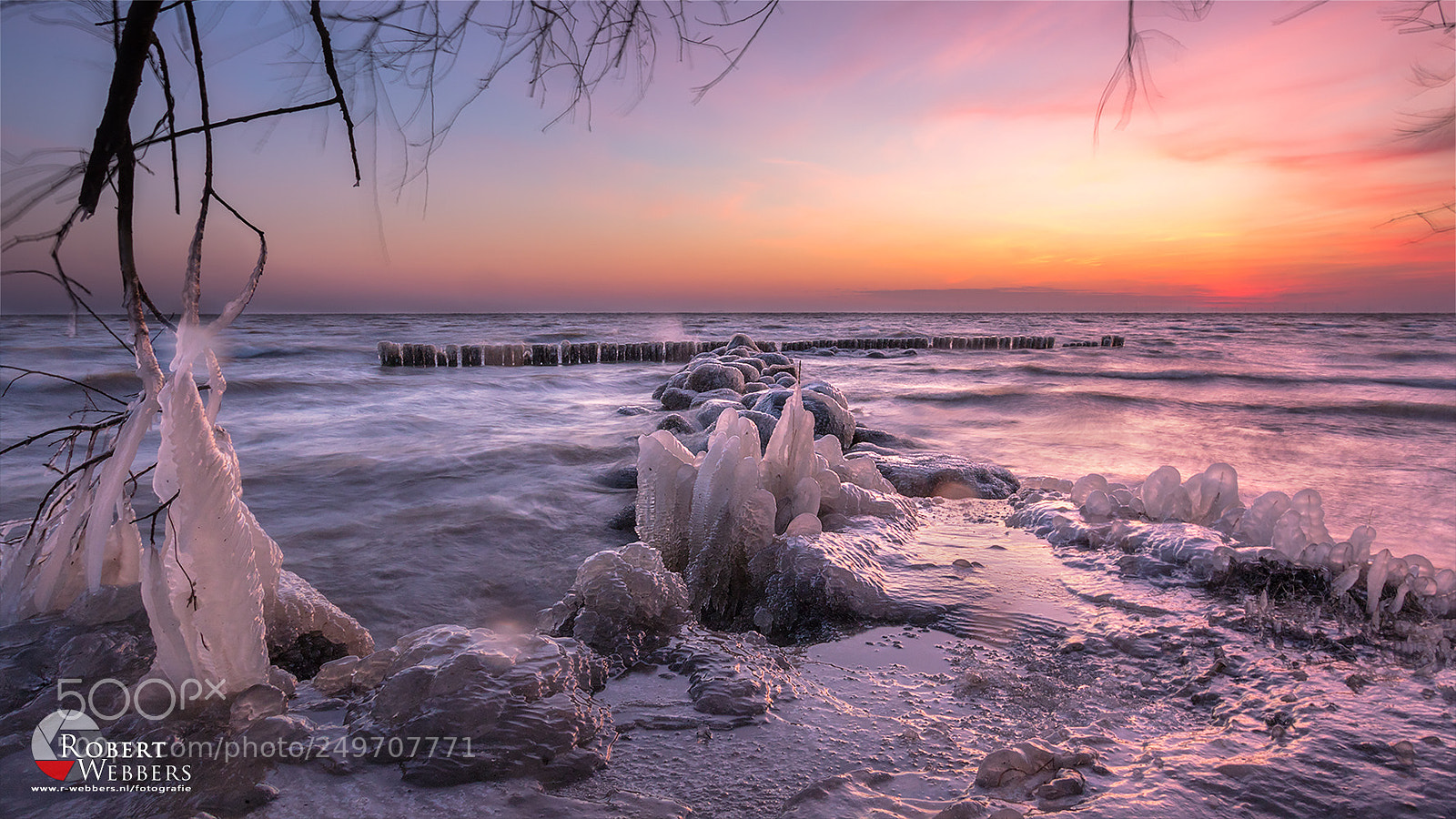 Canon EOS 7D Mark II sample photo. Breakwater enkhuizen photography