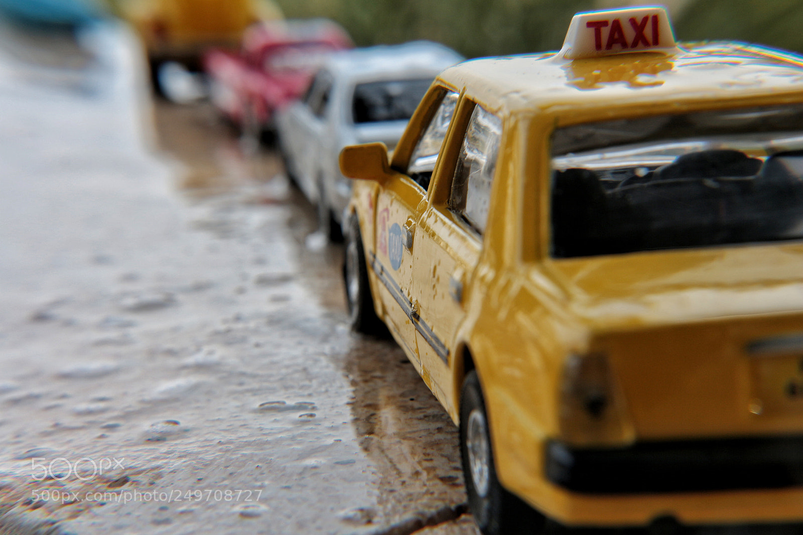 Canon EOS 700D (EOS Rebel T5i / EOS Kiss X7i) sample photo. A rainy but beautiful photography