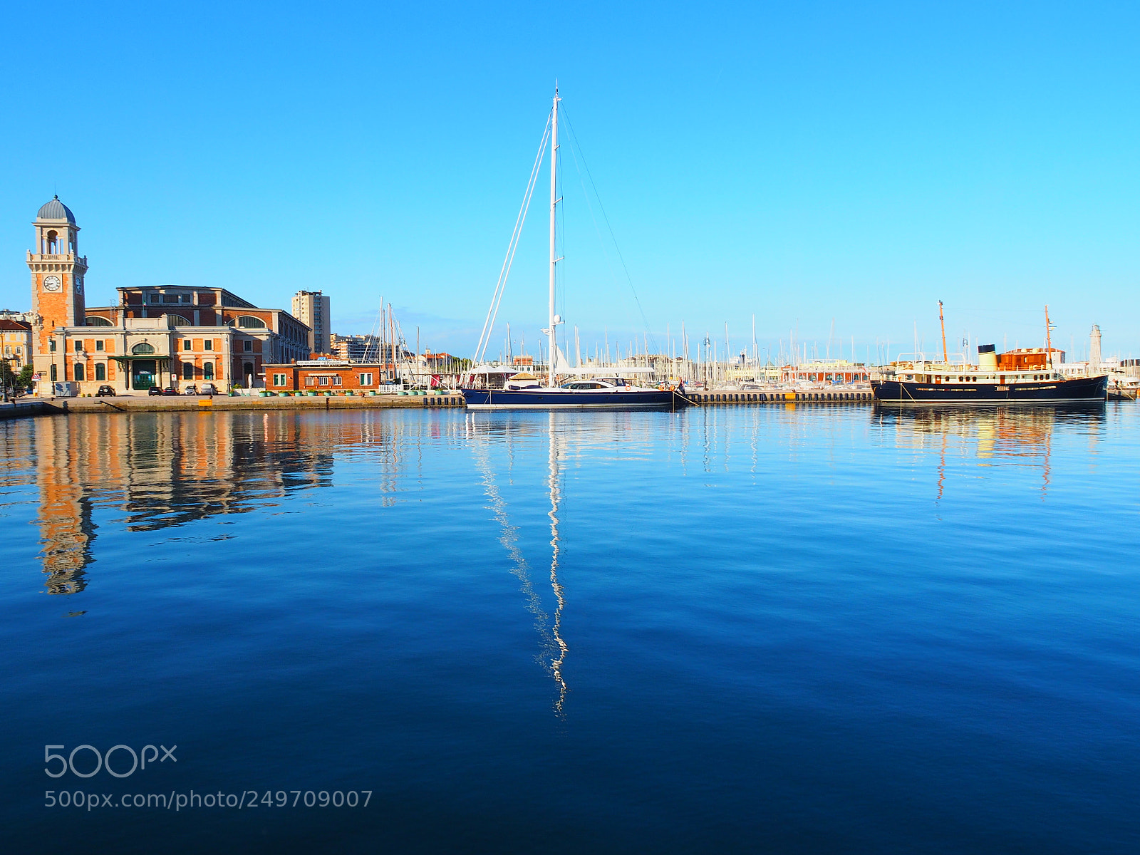 Olympus OM-D E-M10 sample photo. Old dock in trieste photography