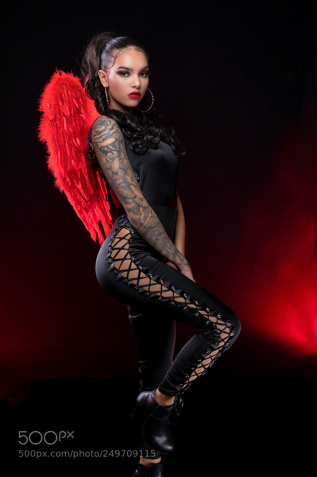 Canon EOS 5D Mark IV sample photo. Black angel in red photography
