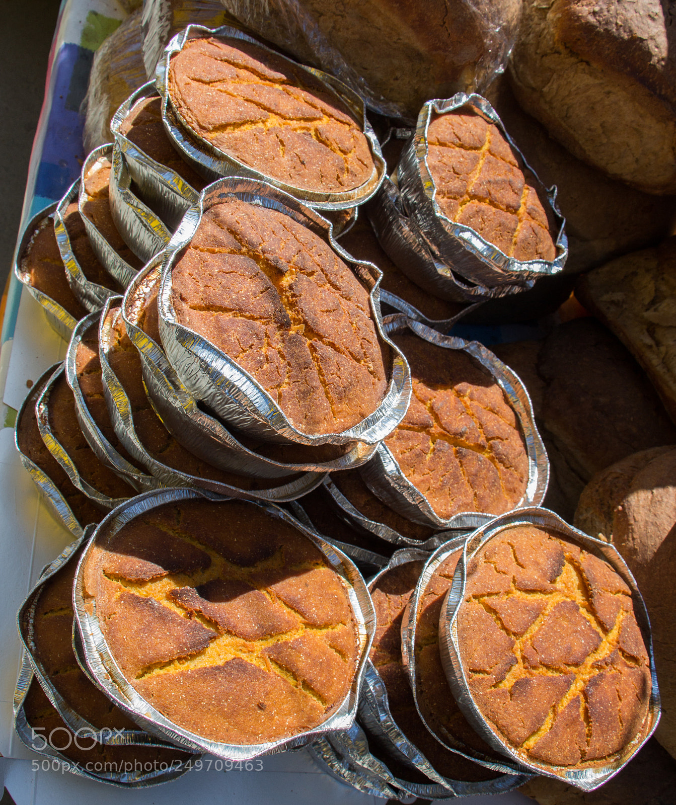 Canon EOS 650D (EOS Rebel T4i / EOS Kiss X6i) sample photo. Traditional style bread of photography