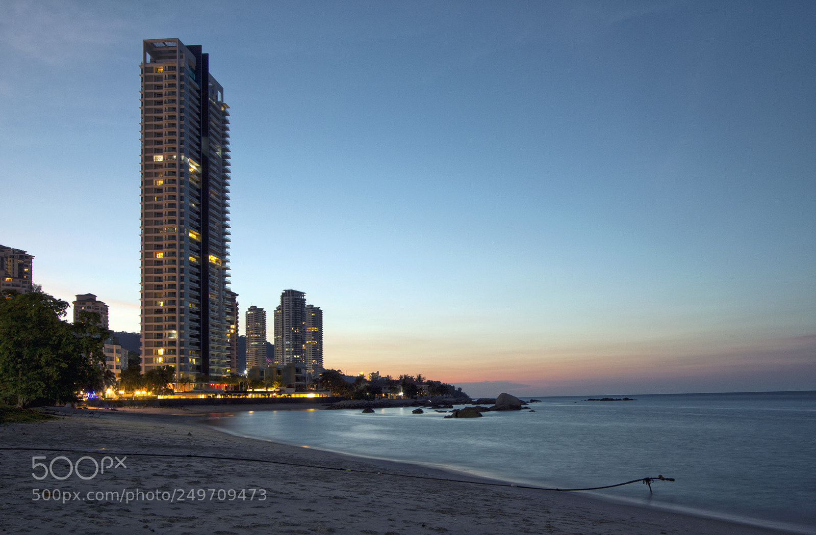 Canon EOS 600D (Rebel EOS T3i / EOS Kiss X5) sample photo. Sunset skyline by the photography
