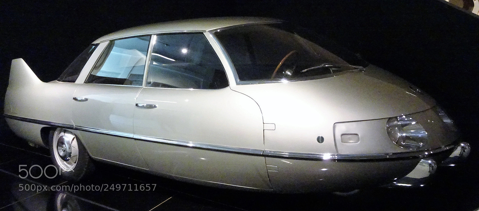 Sony Cyber-shot DSC-HX90V sample photo. Pininfarina x photography