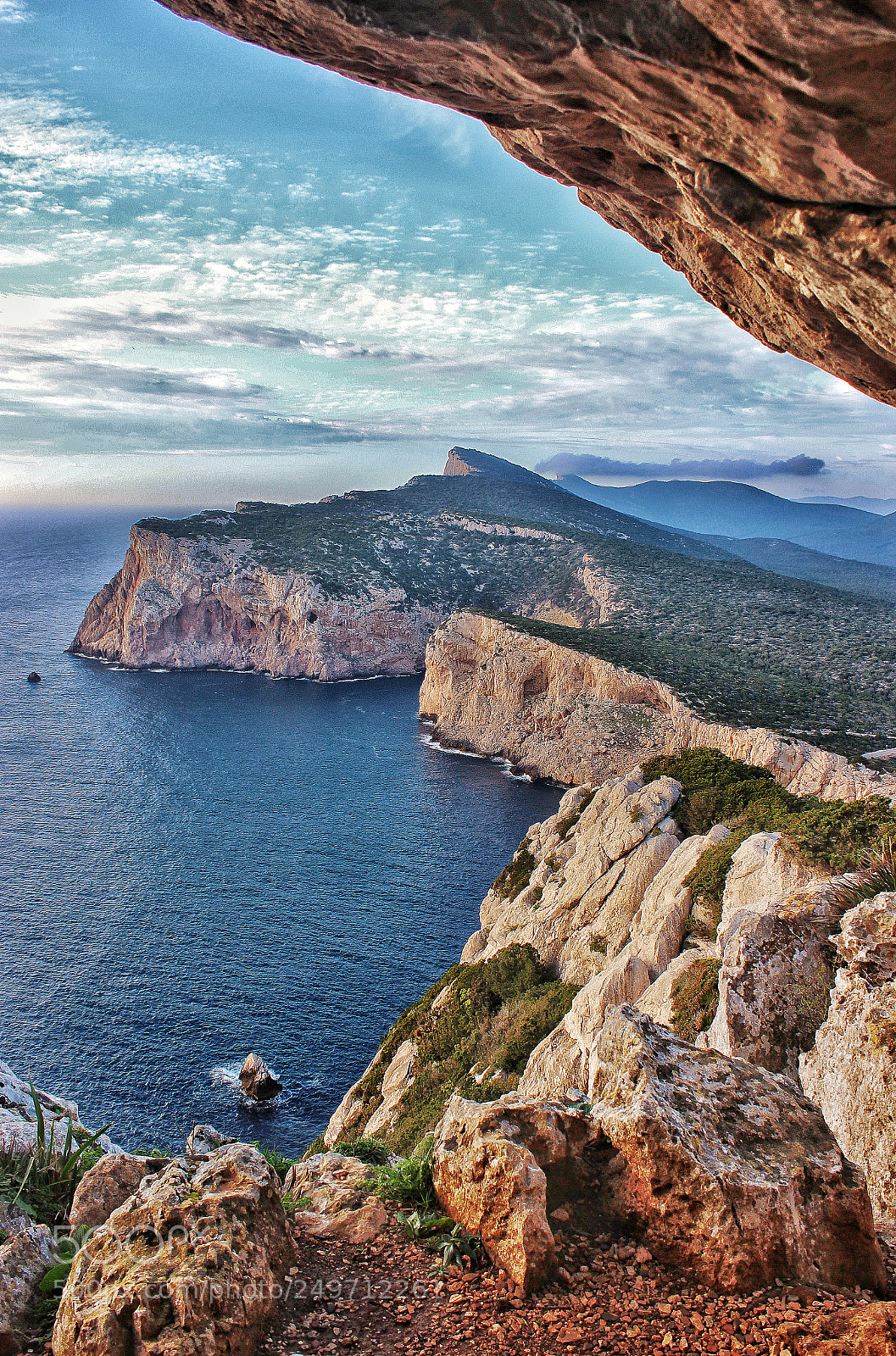 Canon EOS 600D (Rebel EOS T3i / EOS Kiss X5) sample photo. Cliffs overlooking the sea. photography