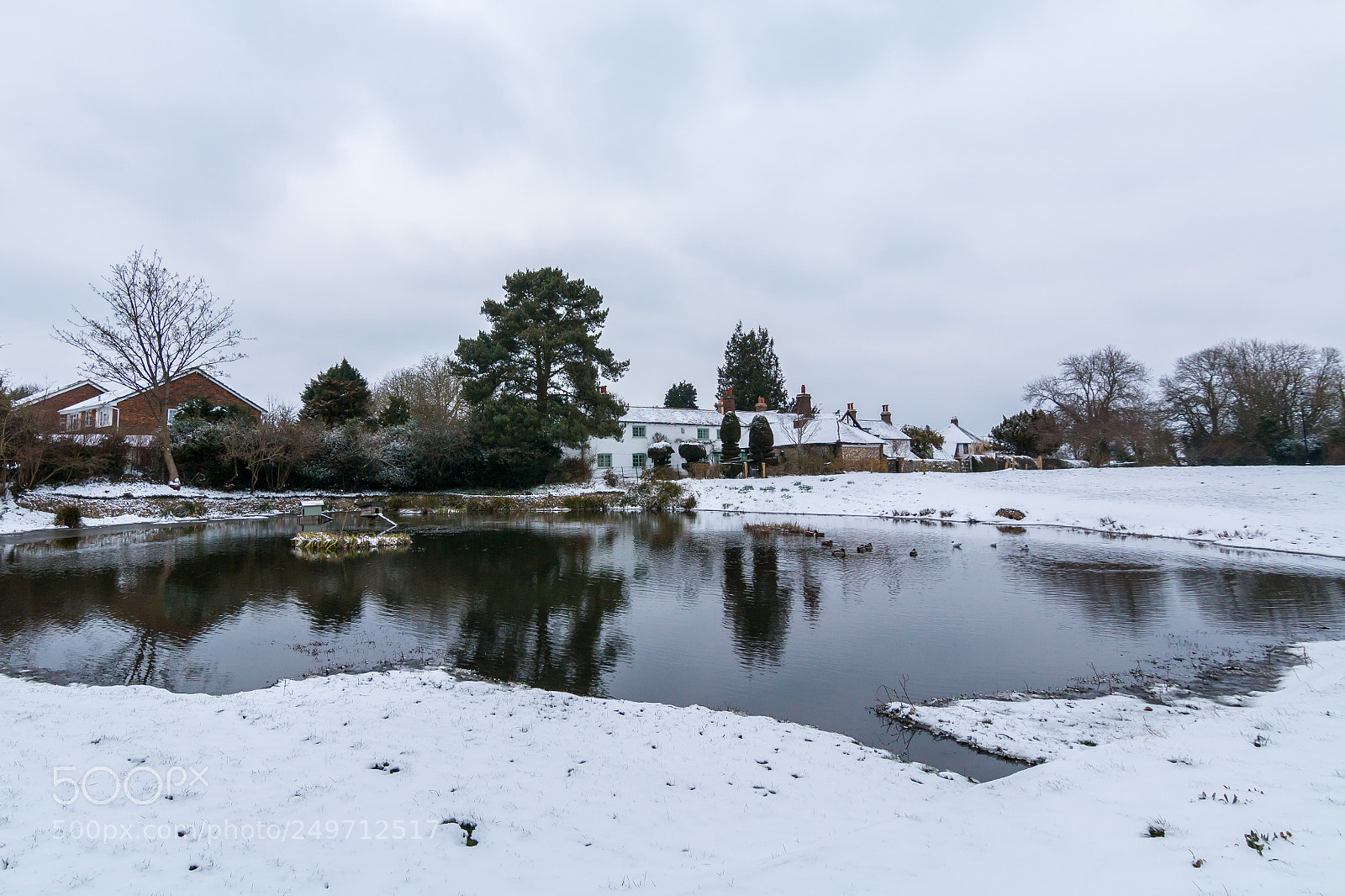 Canon EOS 70D sample photo. Wintery old coulsdon photography