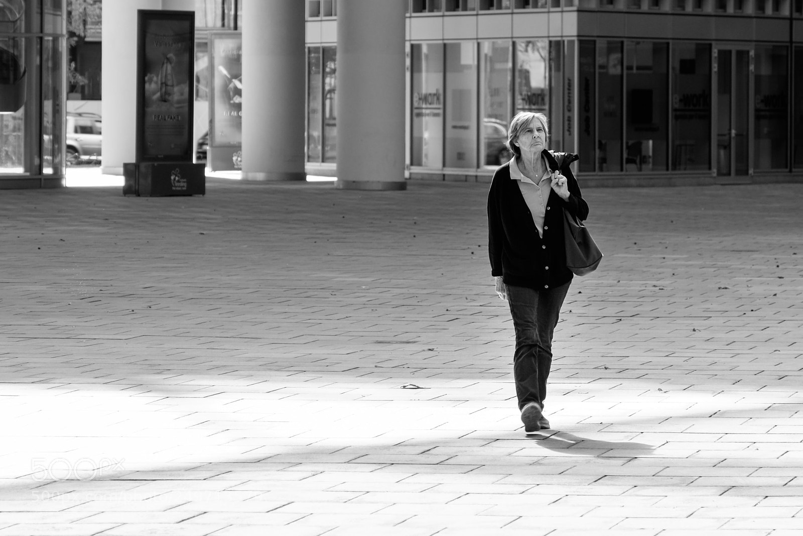 Fujifilm X-T1 sample photo. Street portrait photography
