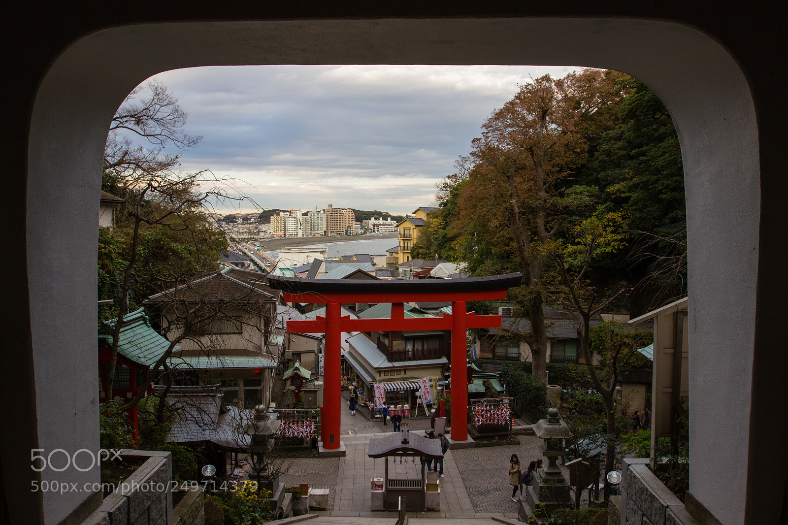 Canon EOS 600D (Rebel EOS T3i / EOS Kiss X5) sample photo. Enoshima dans un cadre photography