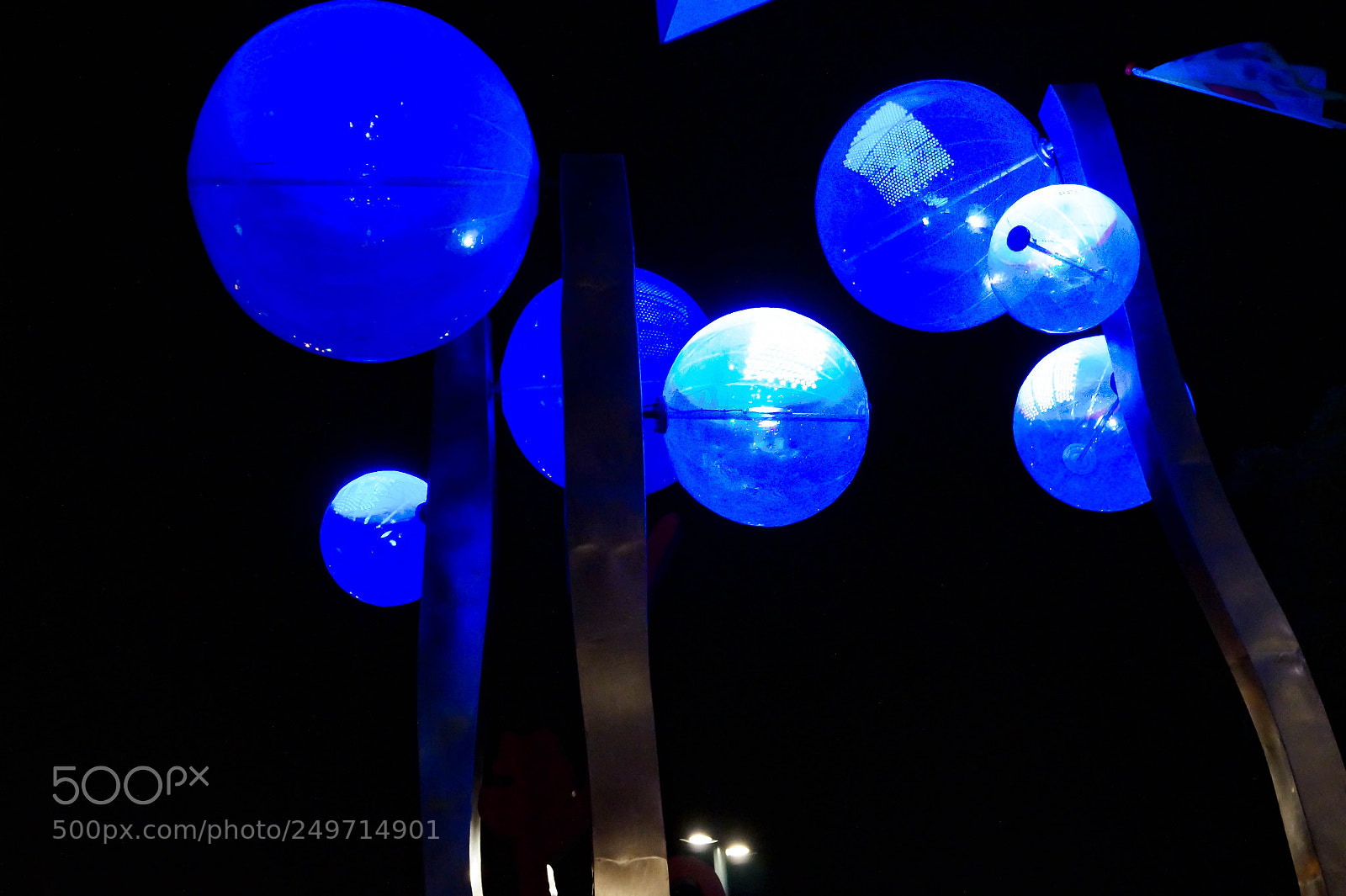 Sony SLT-A58 sample photo. Light cirkels in the photography
