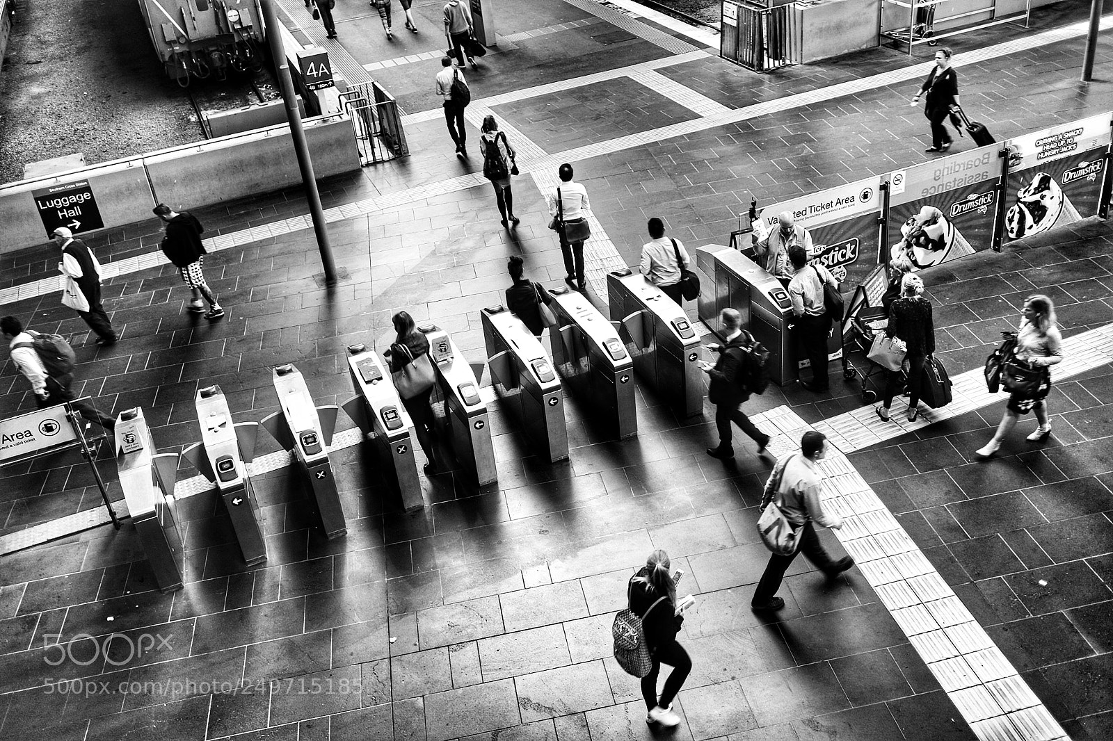 Canon EOS M3 sample photo. Commuters photography