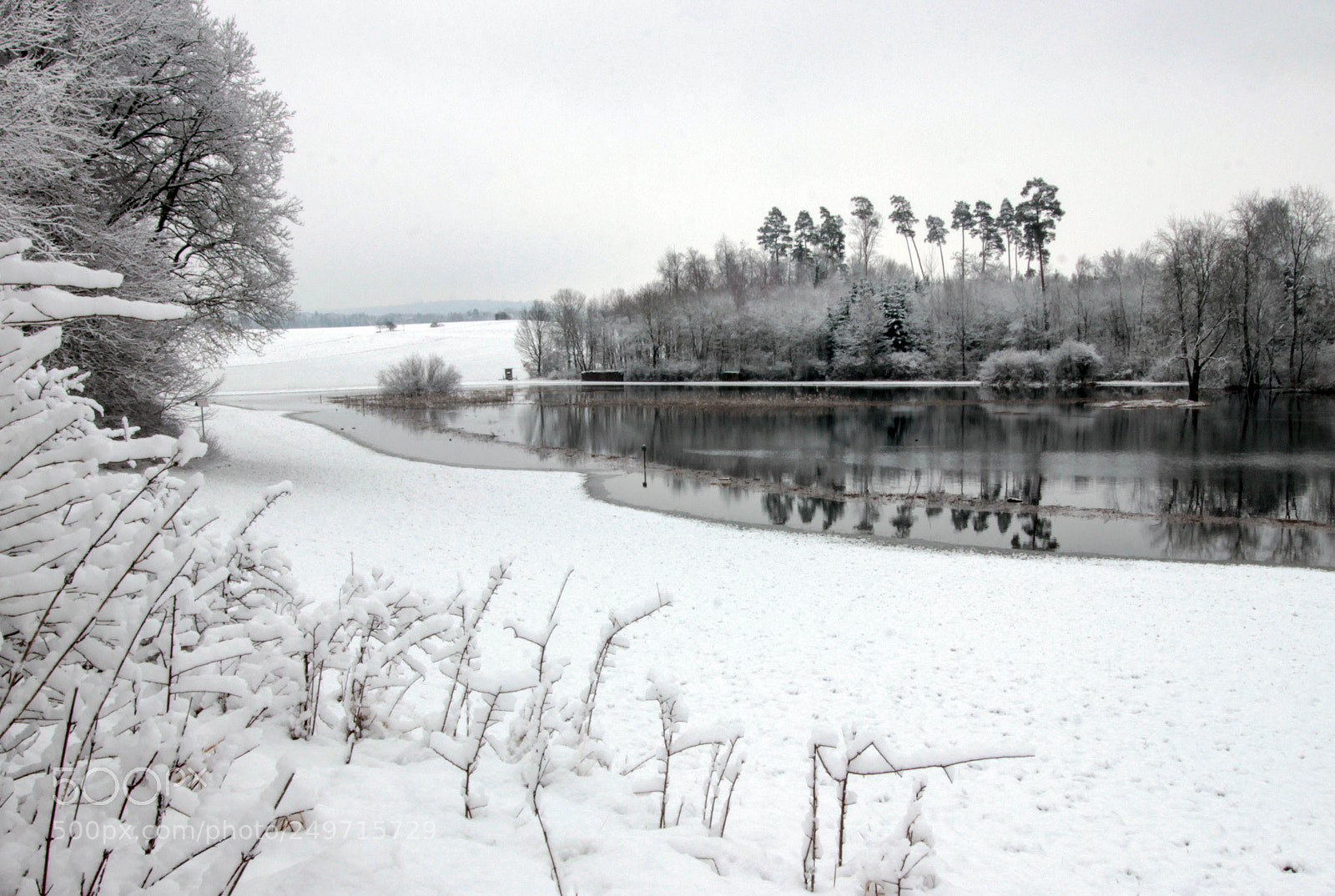 Canon EOS 600D (Rebel EOS T3i / EOS Kiss X5) sample photo. Pond photography