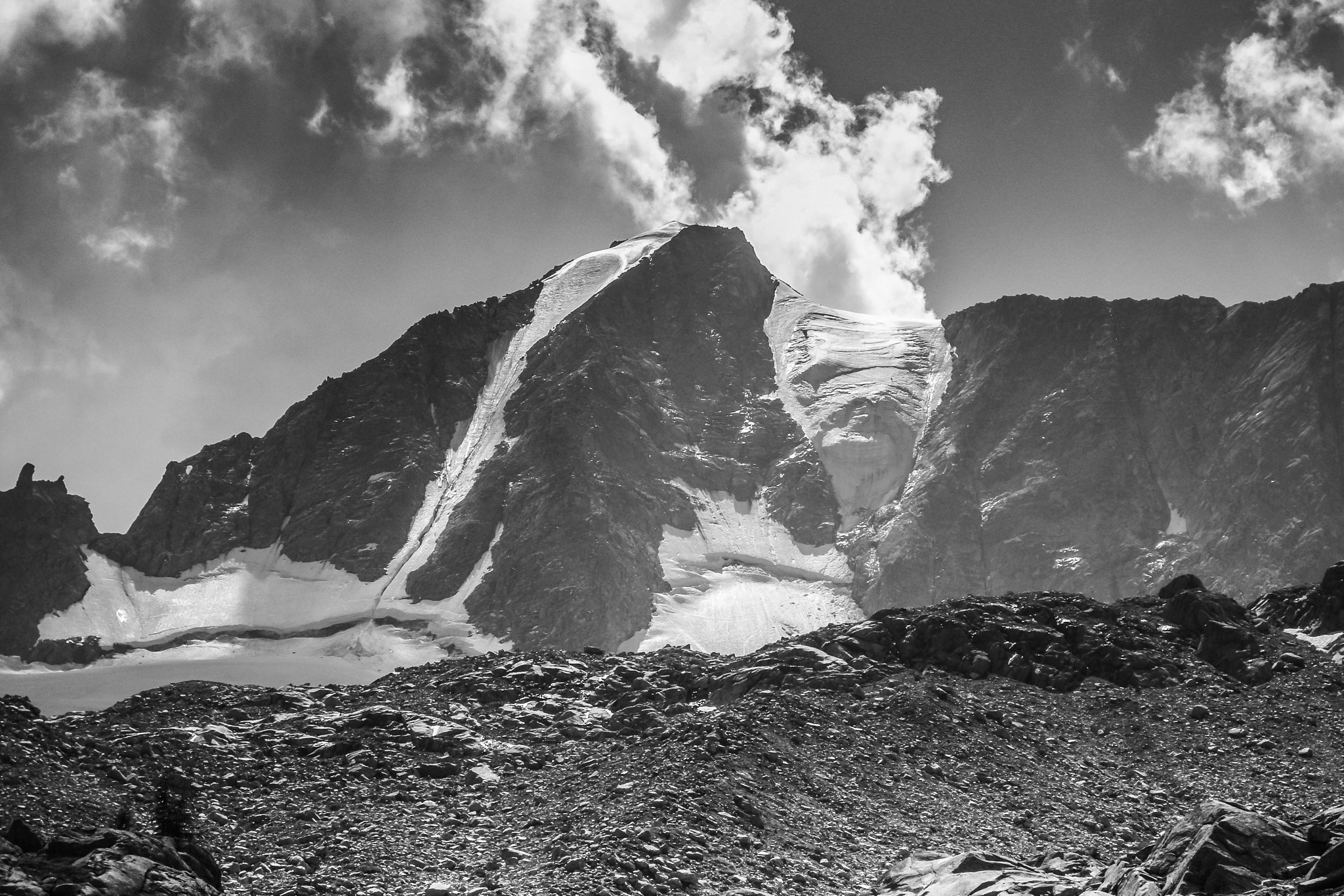 Nikon COOLPIX S700 sample photo. My mountains - presanella photography
