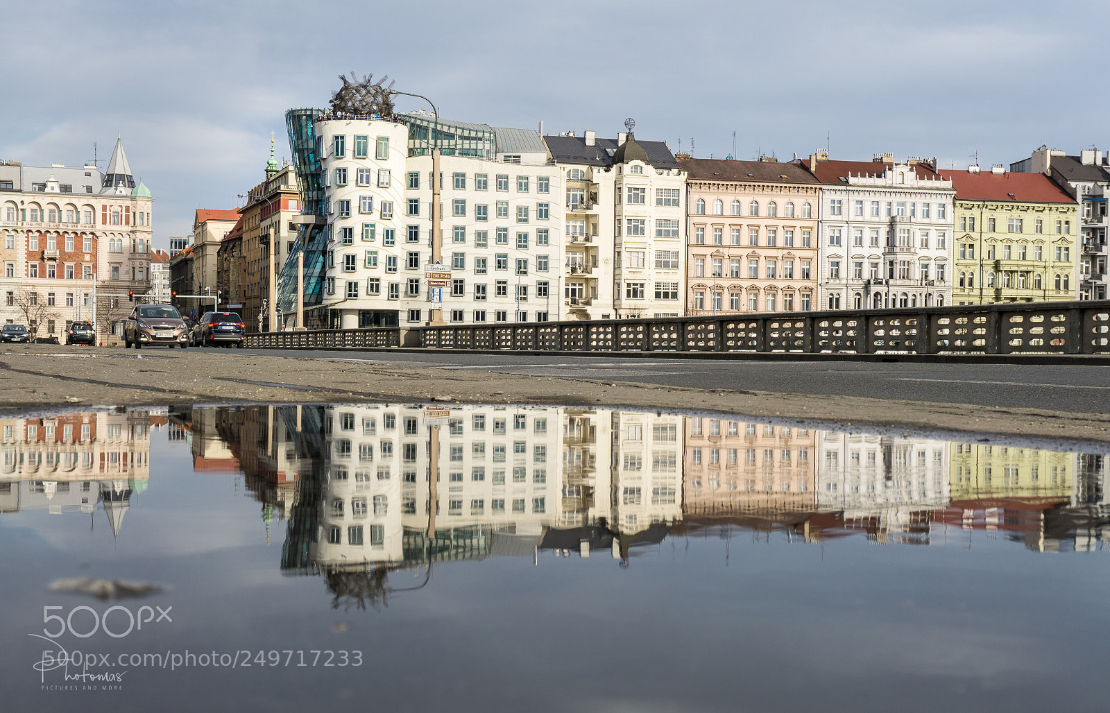 Sony a6000 sample photo. Prague - dancing building photography