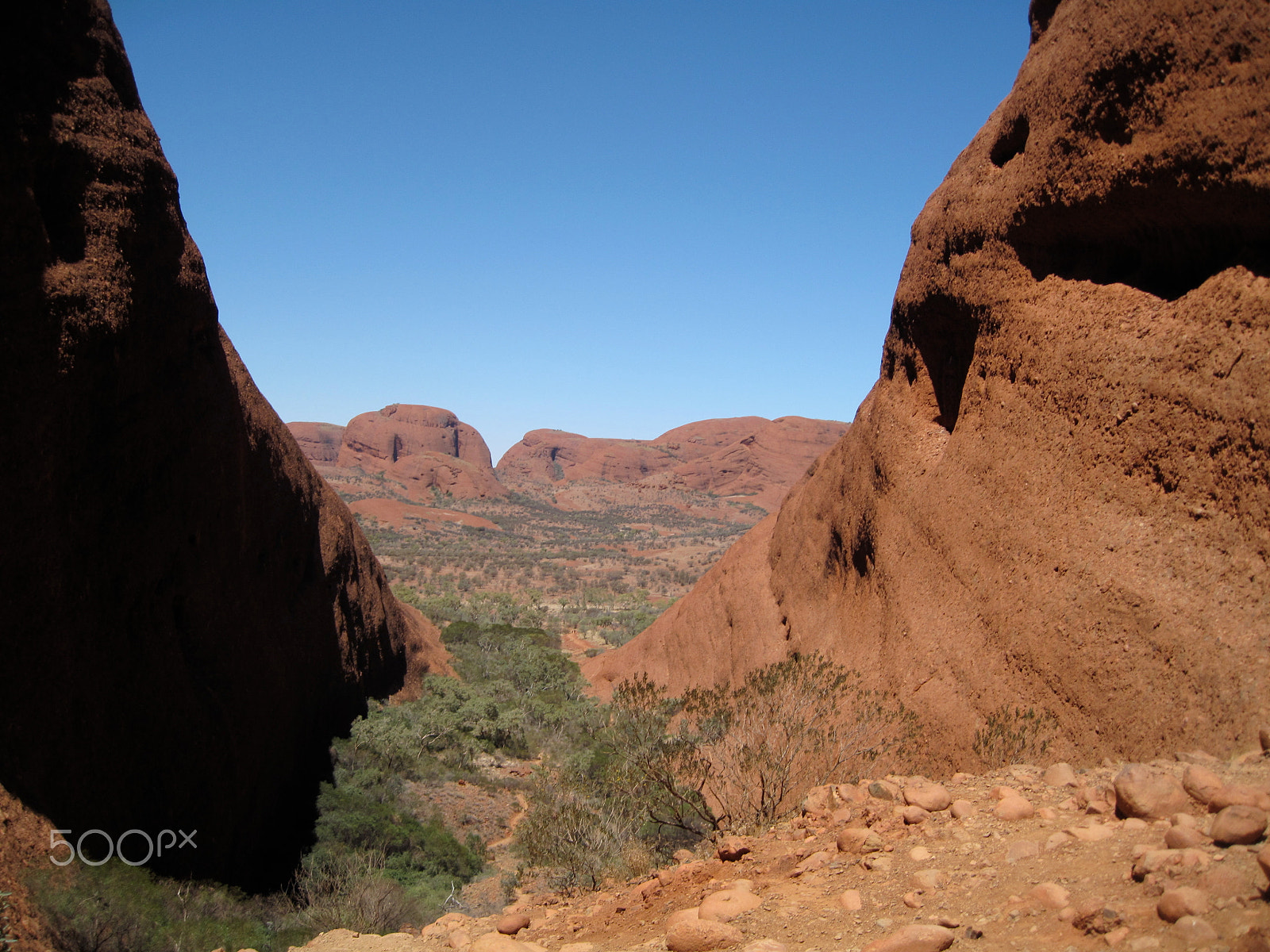 Canon PowerShot SD990 IS (Digital IXUS 980 IS / IXY Digital 3000 IS) sample photo. Kata tjuta, australia - the olga's photography