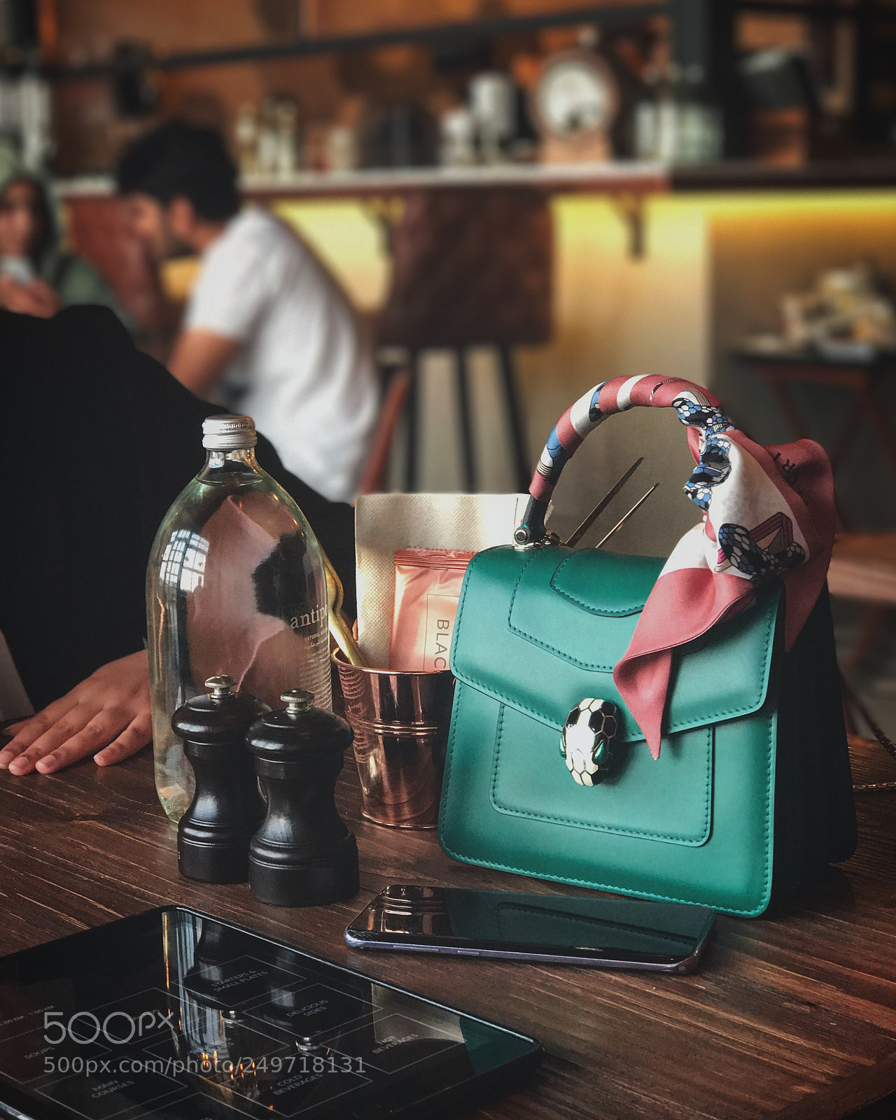 Apple iPhone 7 Plus sample photo. ياللي مليت بالحب حياتي أهدي حياتي اليك photography