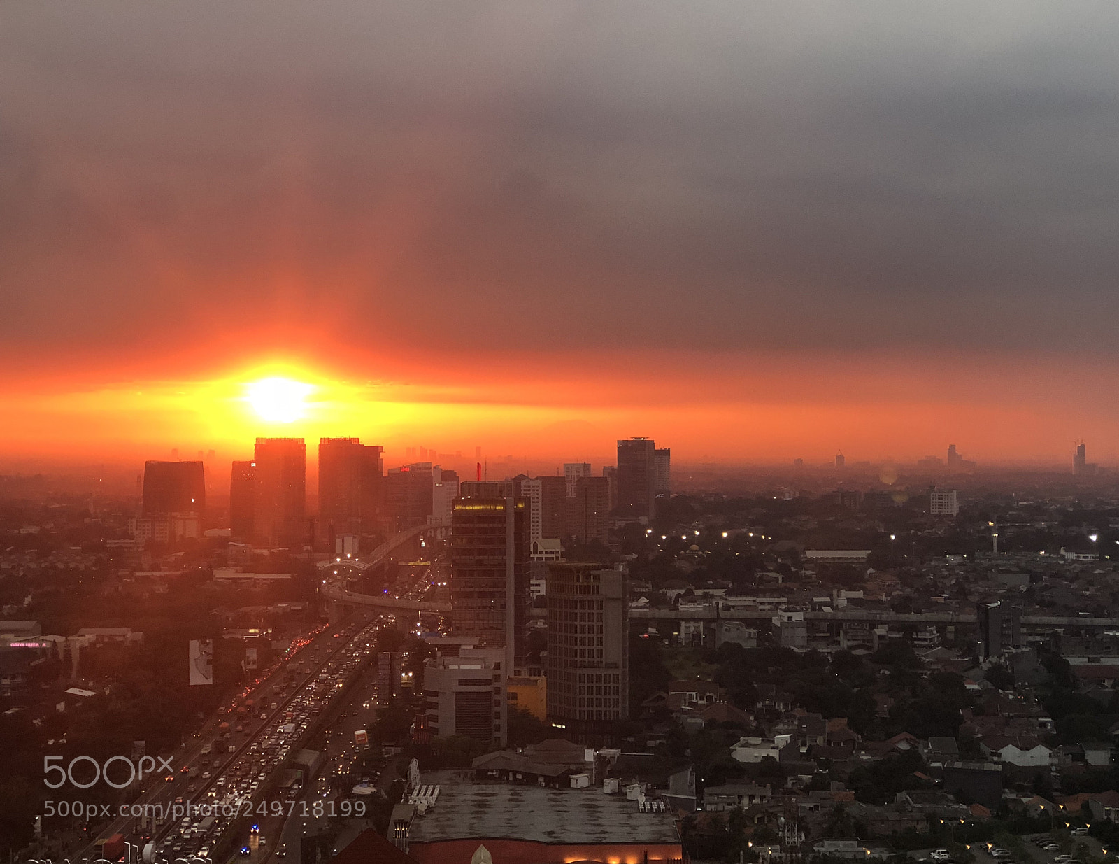 Apple iPhone 8 Plus sample photo. The beauty of sunset photography