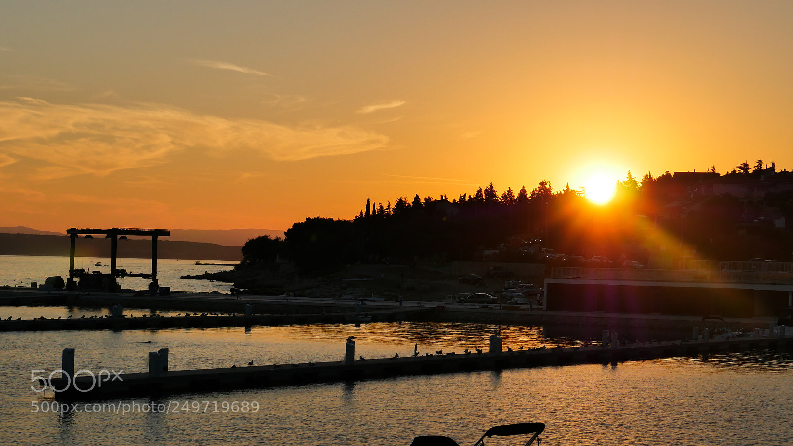 Panasonic Lumix DMC-GH4 sample photo. Blinding sunshine during sunset photography