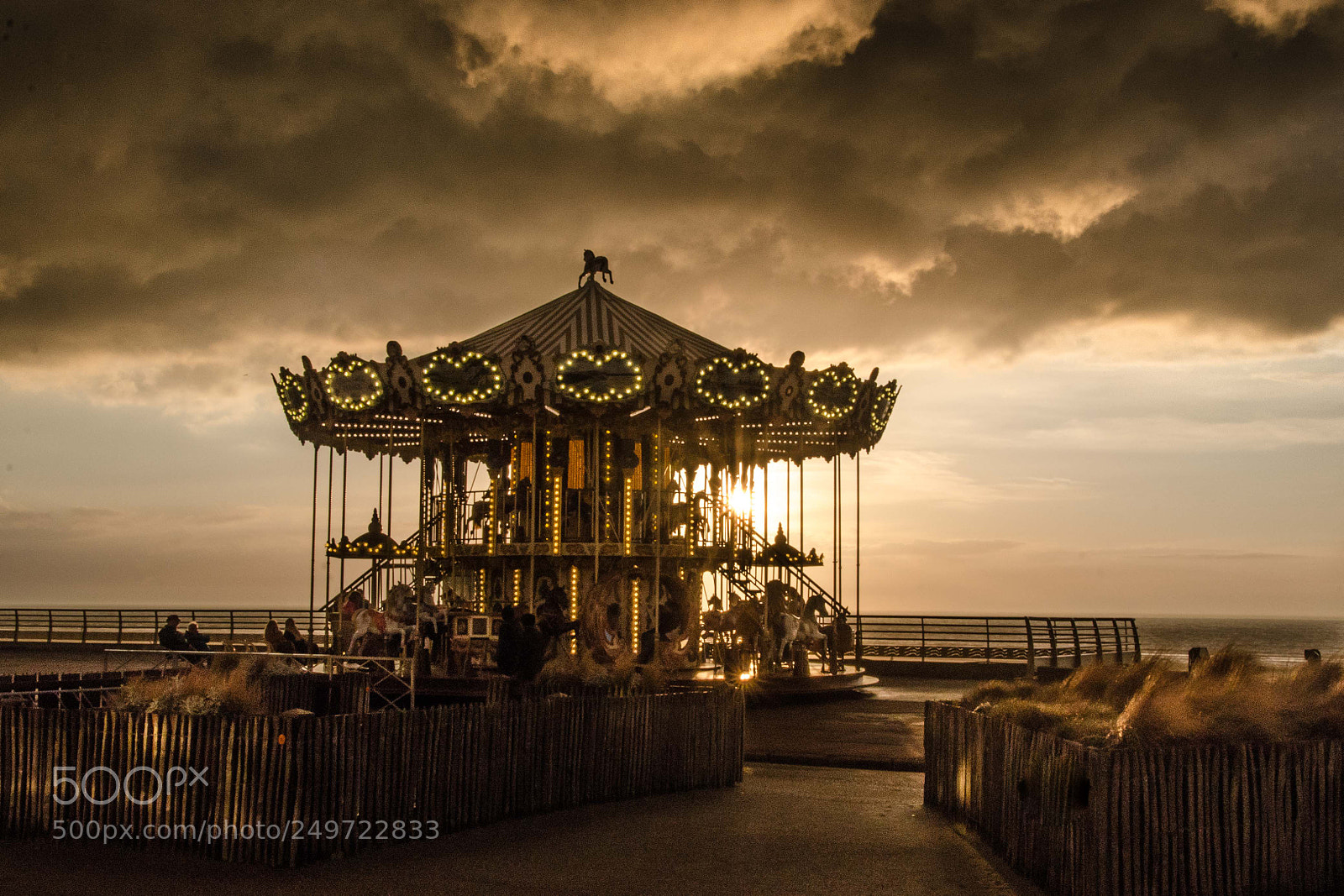 Nikon D7000 sample photo. Le caroussel de berck photography