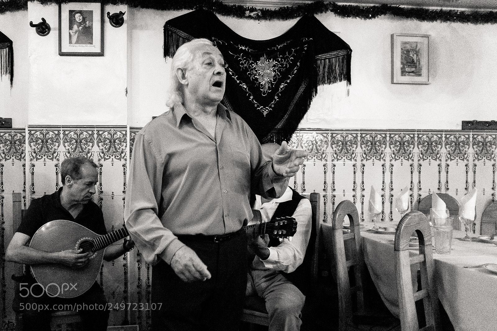 Fujifilm X100T sample photo. Fado singer photography