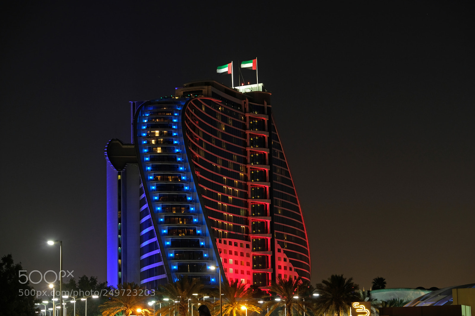 Fujifilm X-T2 sample photo. The palm jumeirah illuminated photography
