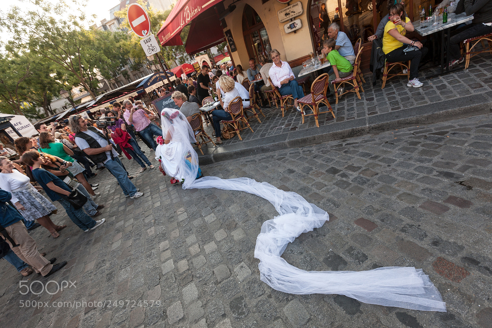 Canon EOS-1Ds Mark III sample photo. Ultra-long veil of a photography