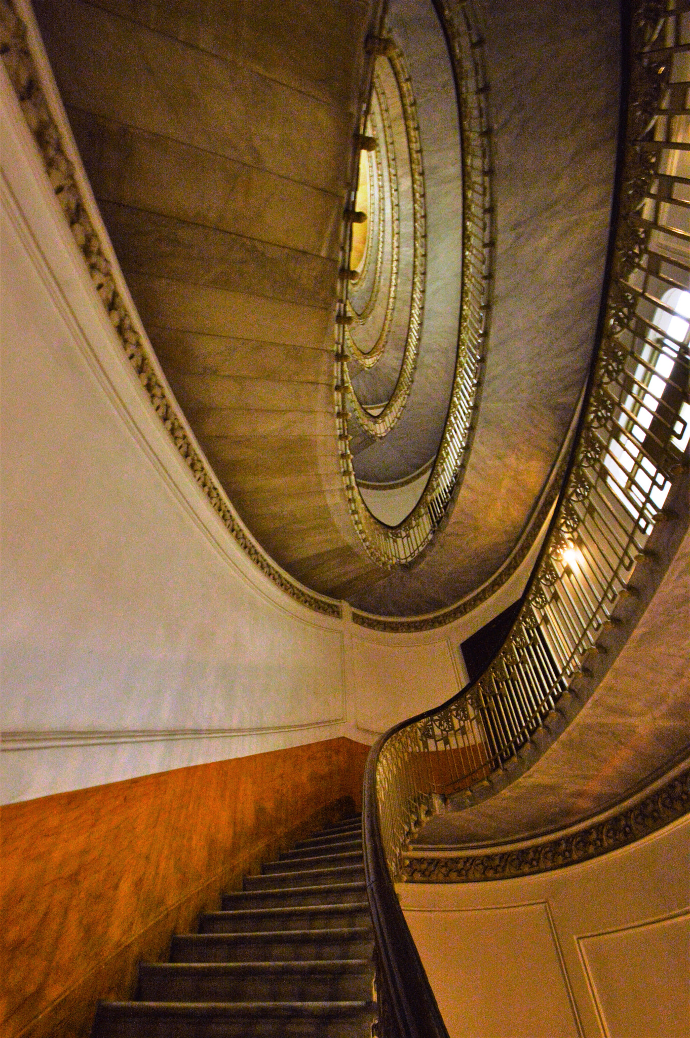 Nikon D3200 sample photo. Historic buildings in napoli - palazzo mannajuolo photography
